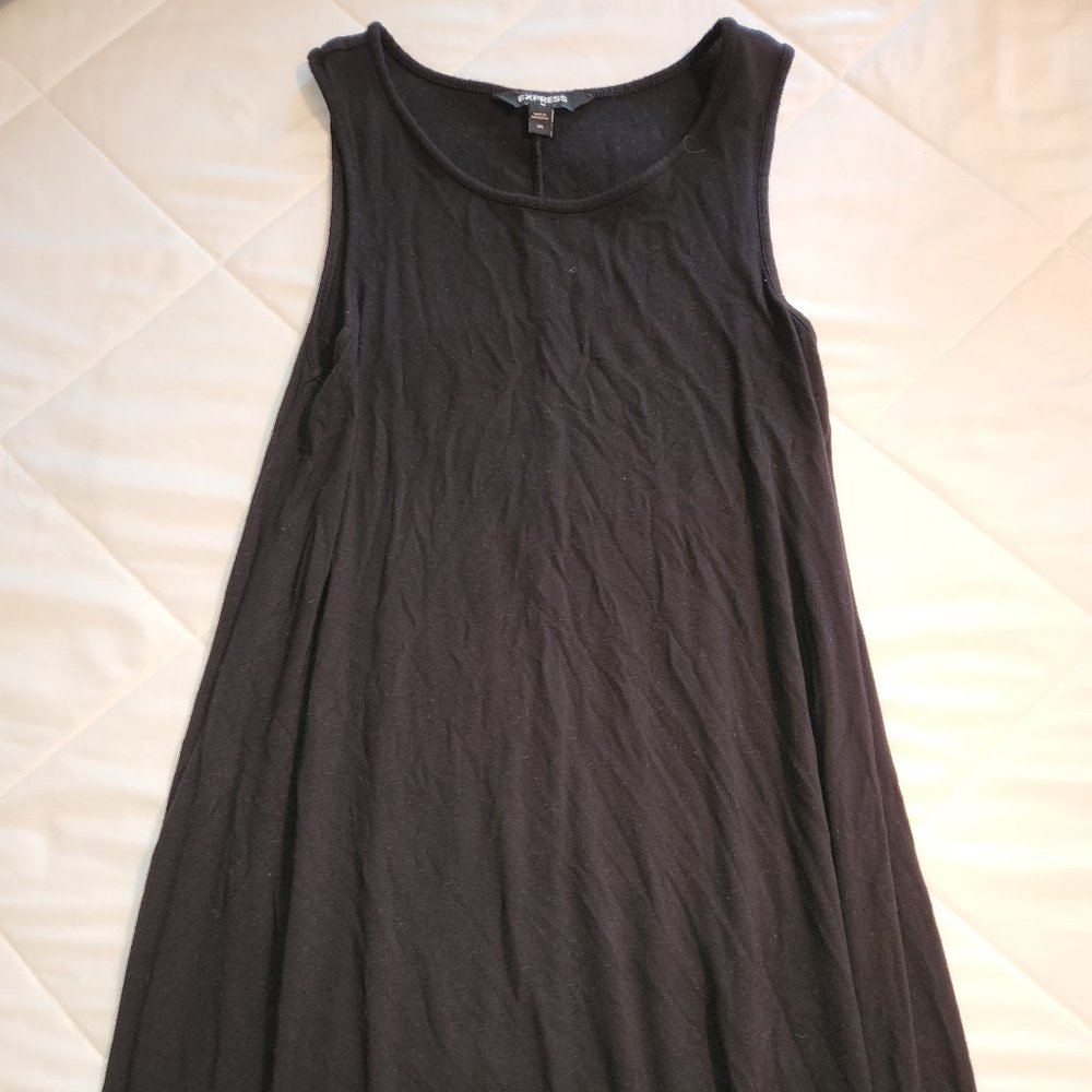 Black sleeveless
